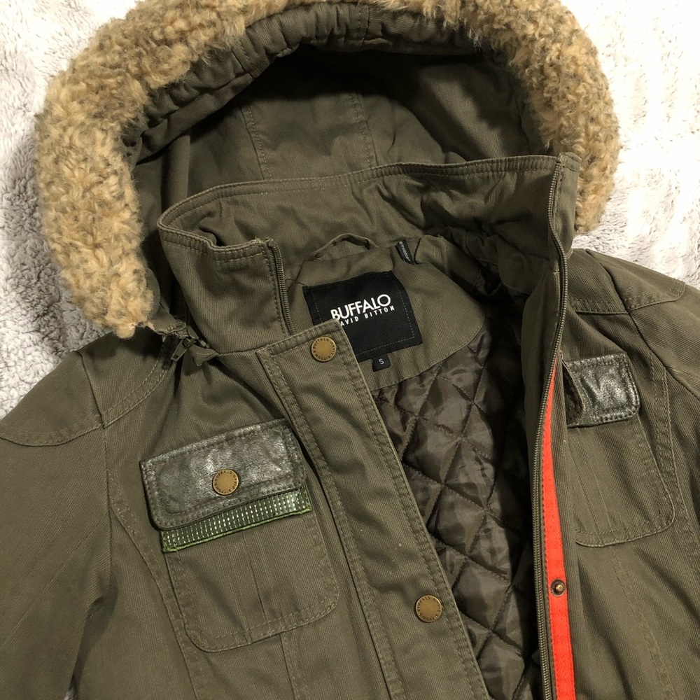 Jacket - Picture 2 of 5